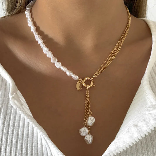 Collier Élégant avec Pendentif